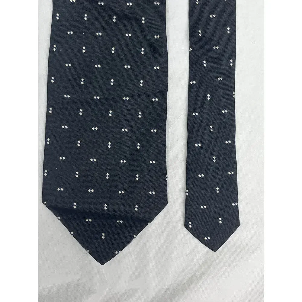 Vintage BARNEYS NEW YORK - Silk Tie - Hand Made in Italy - Black